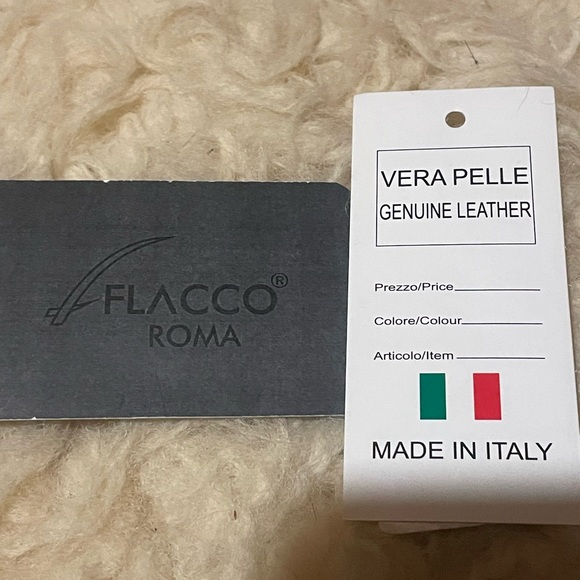 New Italian leather backpack - Picture 14 of 14